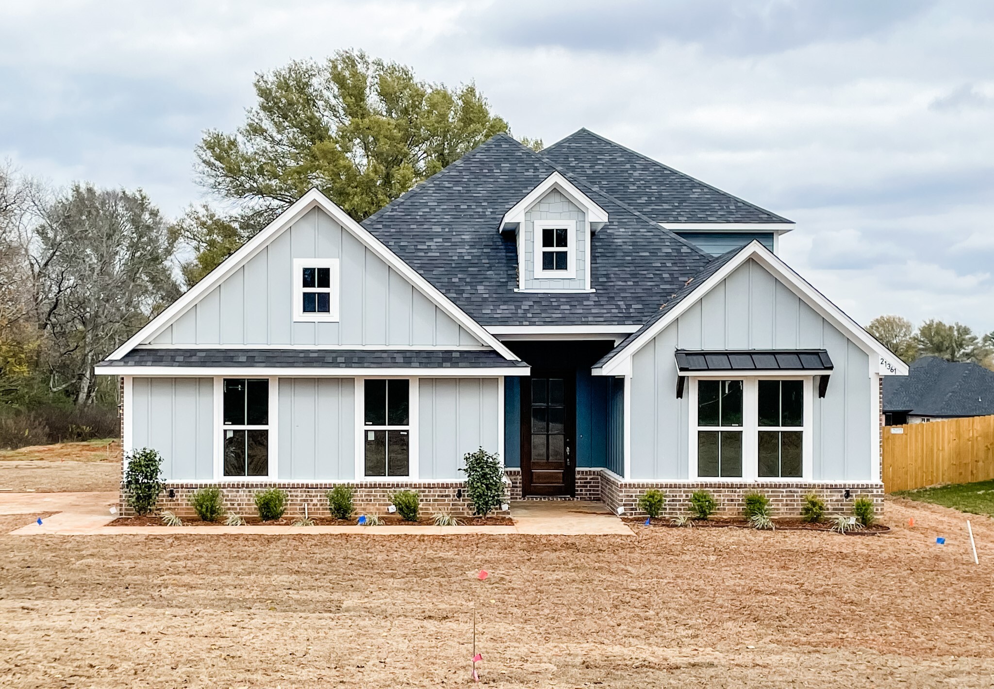 21361 CR 153 Photo