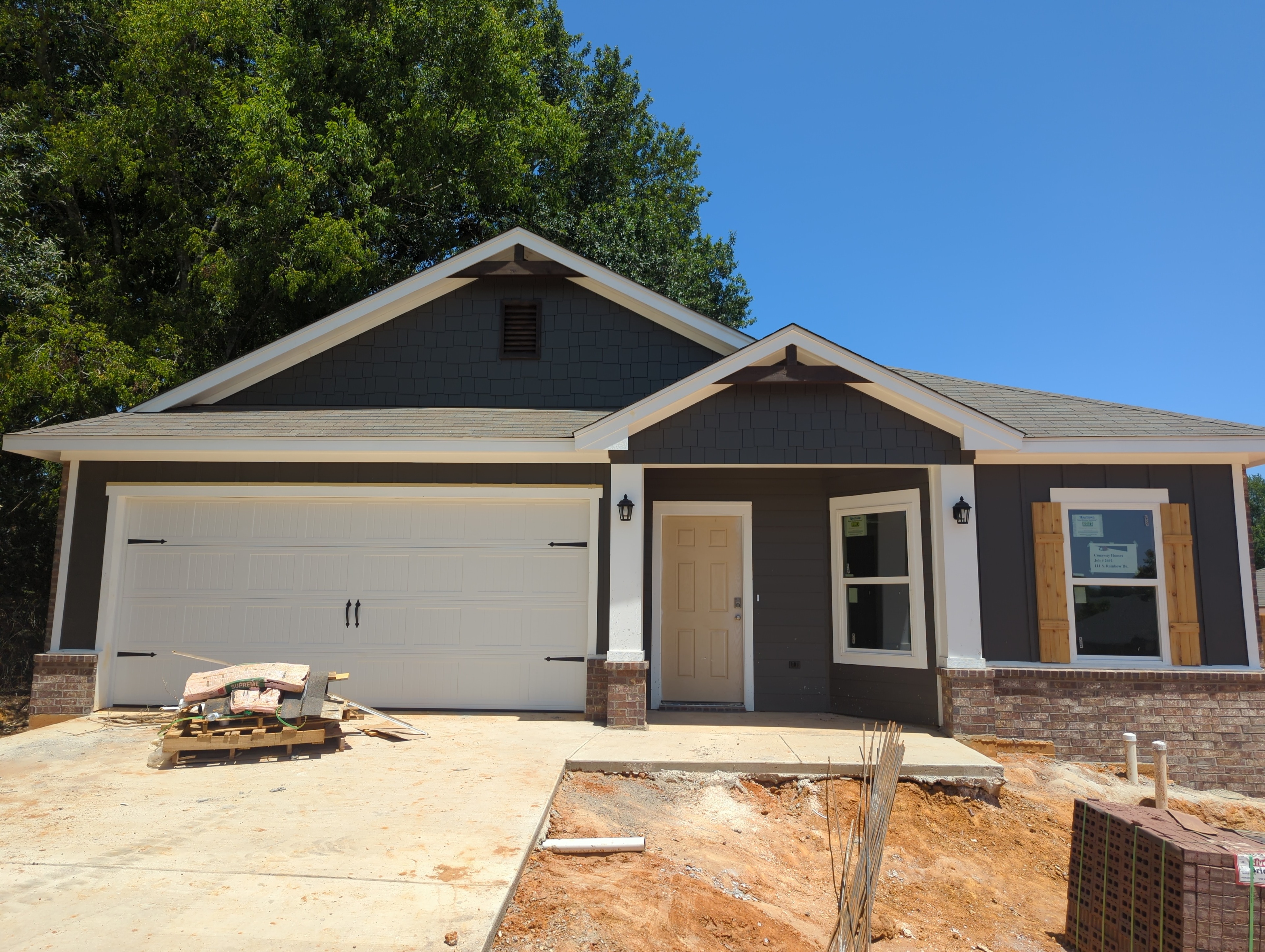 111 South Rainbow Drive Photo