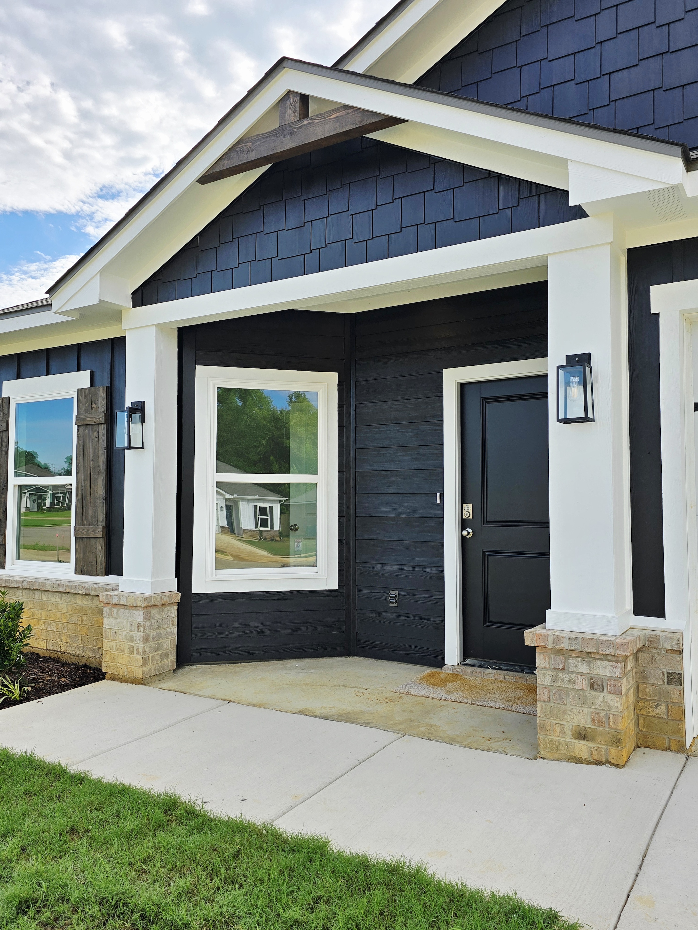 1103 Park Meadows Drive Photo