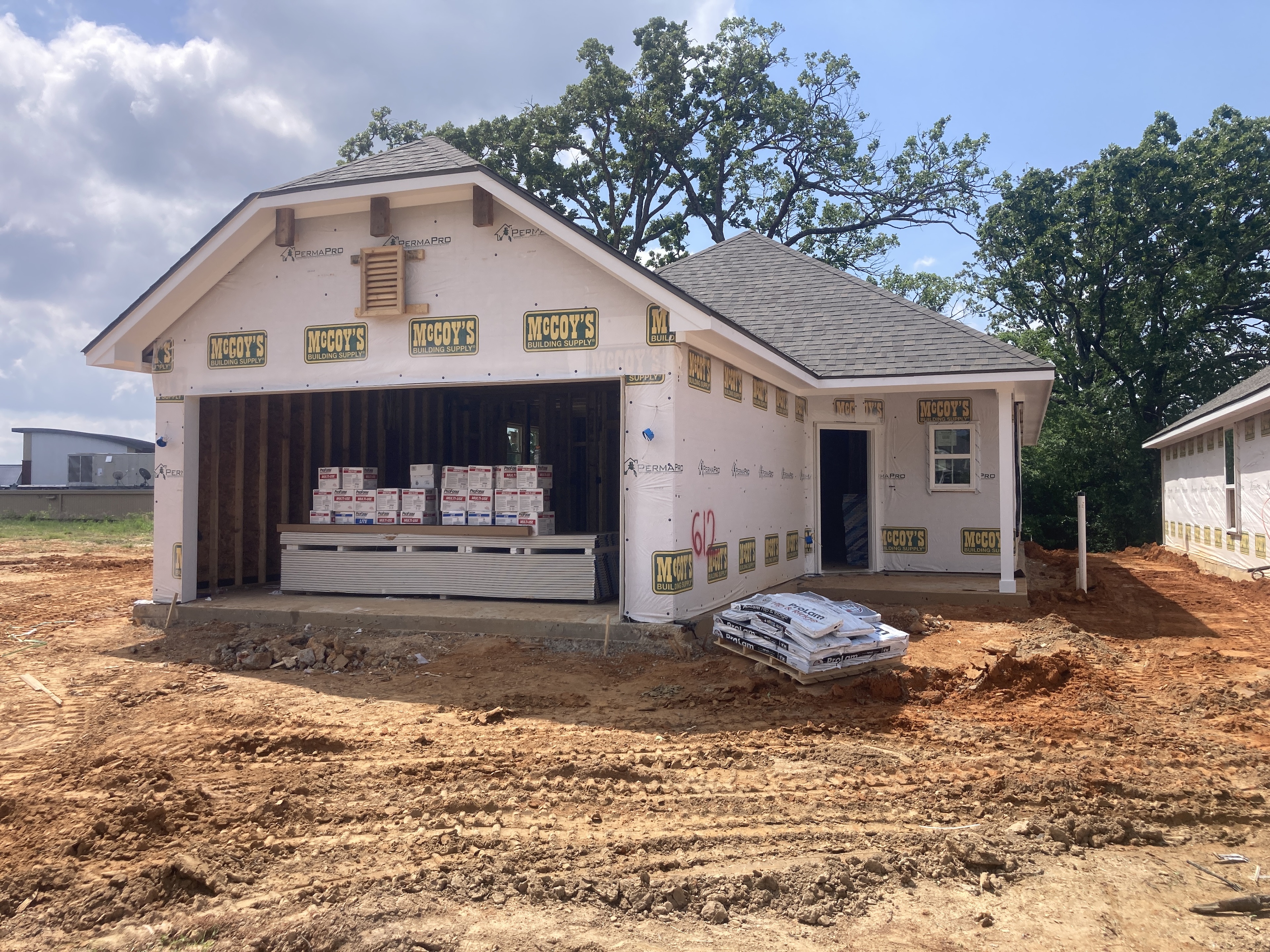 612 Park Central Photo